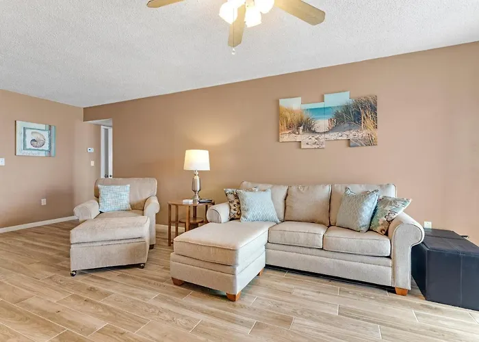 Ocean House 1805 Apartment