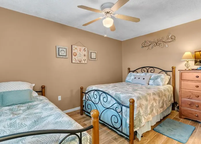 Ocean House 1805