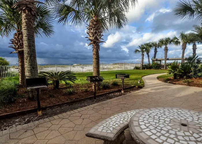 Ocean House 1805 Apartment *